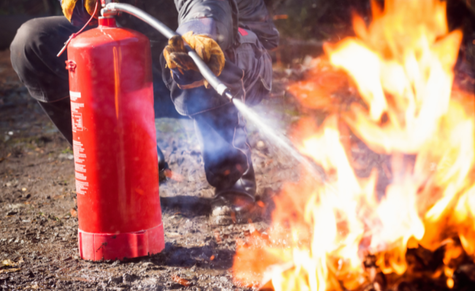 Prévention incendie en entreprise : réduire les risques et protéger ses équipes